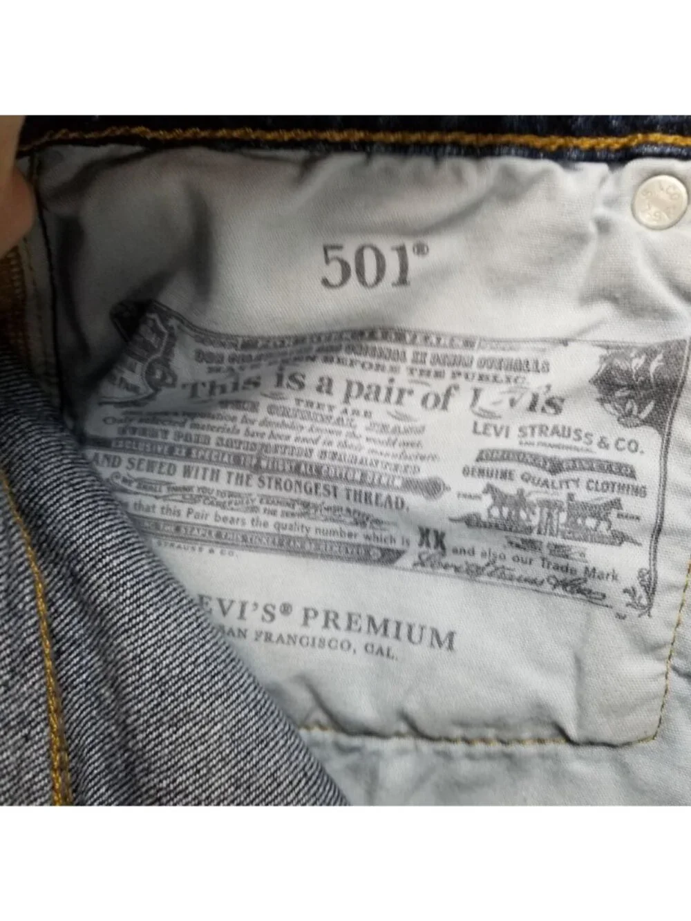 Levis Shorts Womens 28 Blue 501 Premium Stretch Denim Button Fly Jorts *Read*